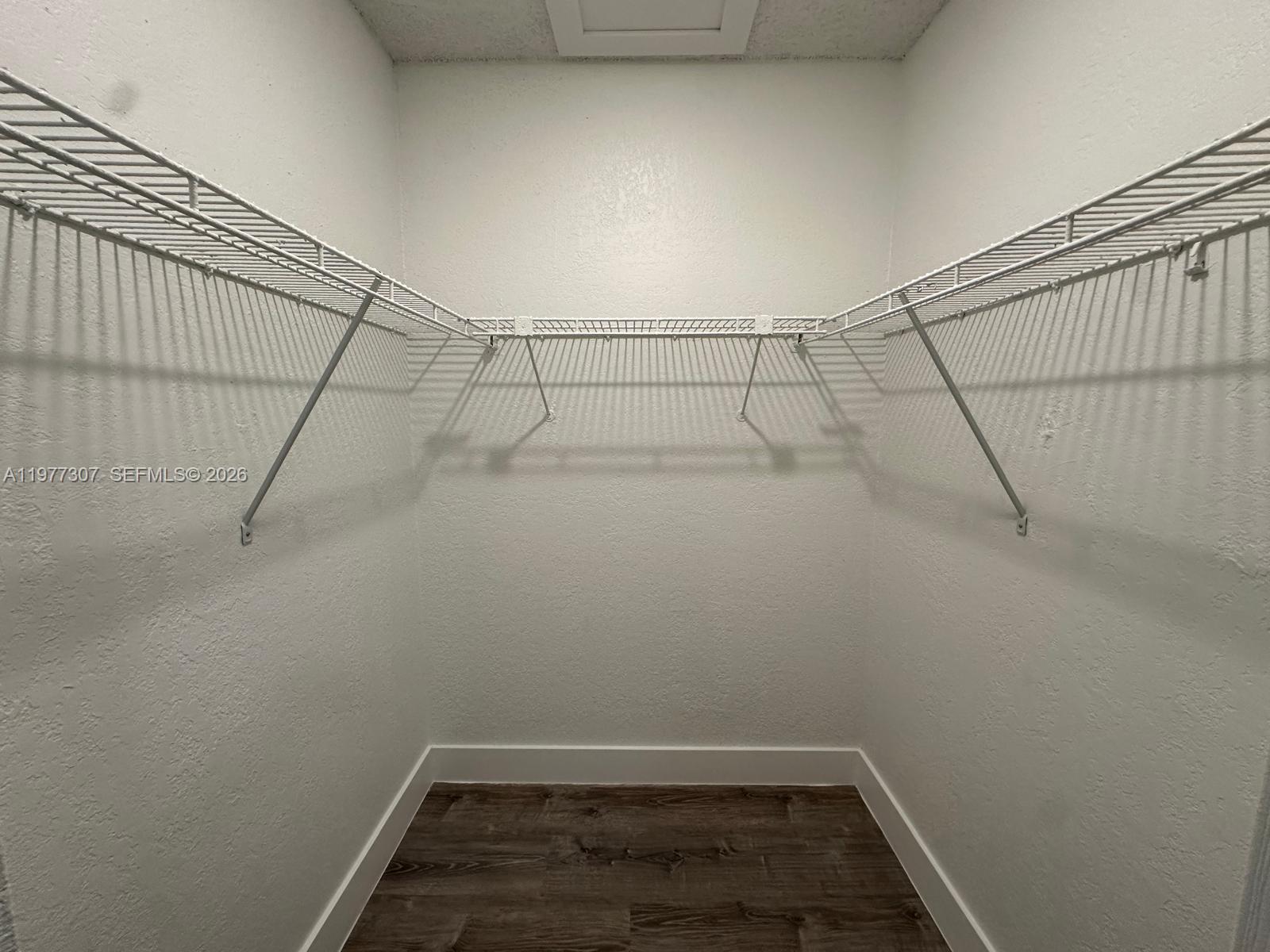 TOWN OF HALLANDALE B-13 - Residential Lease