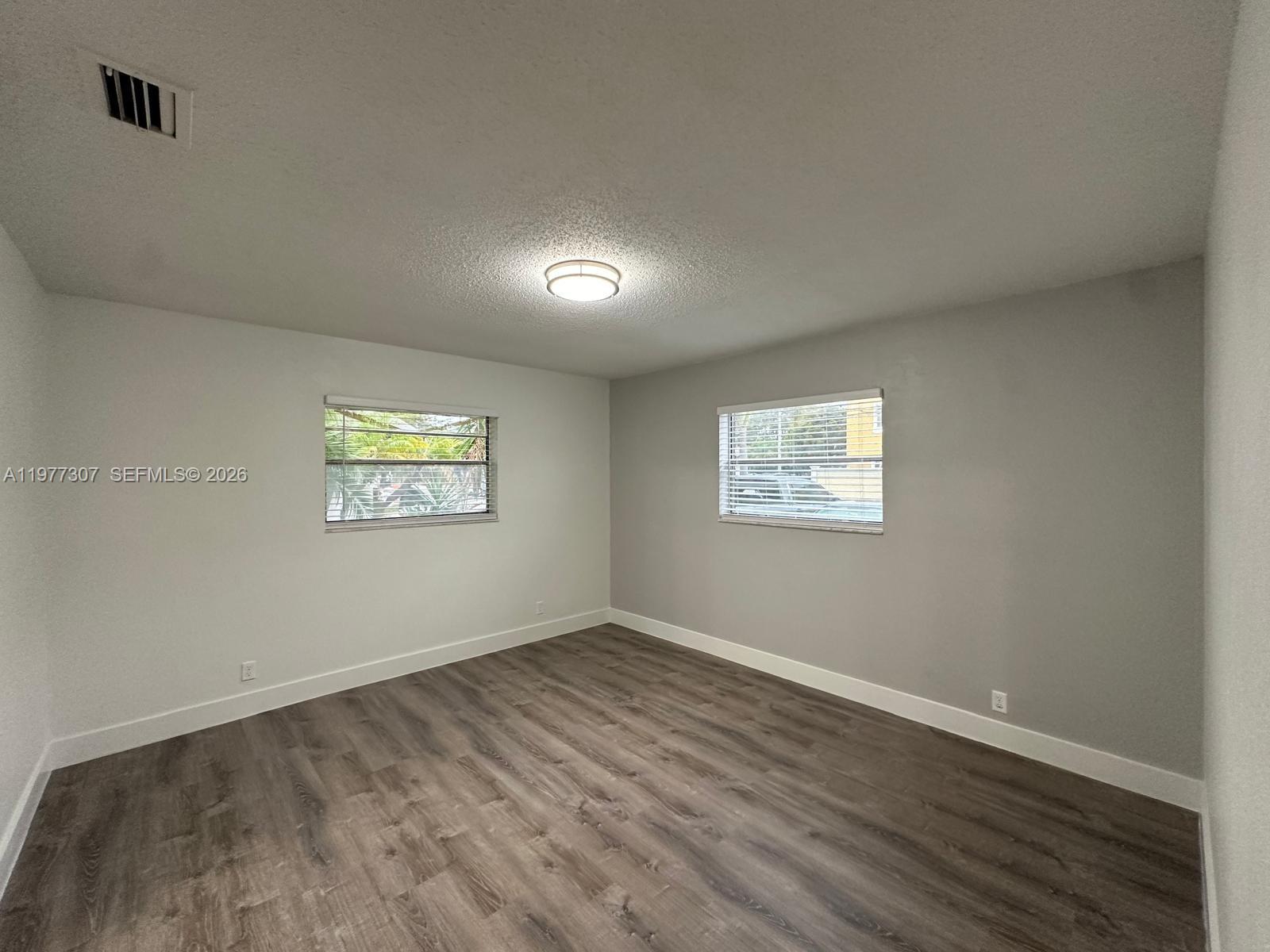 TOWN OF HALLANDALE B-13 - Residential Lease