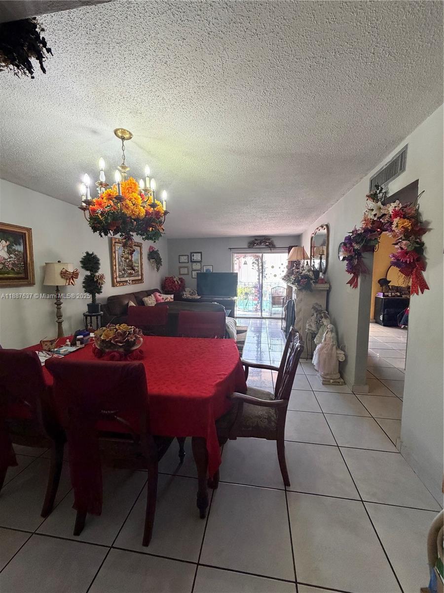 PALM-EAST GARDENS CONDO - Residential