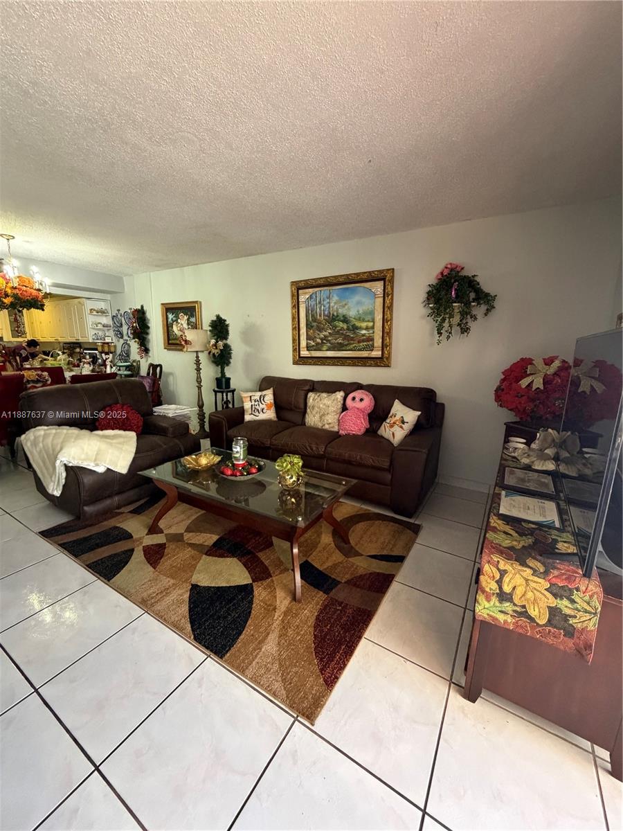 PALM-EAST GARDENS CONDO - Residential