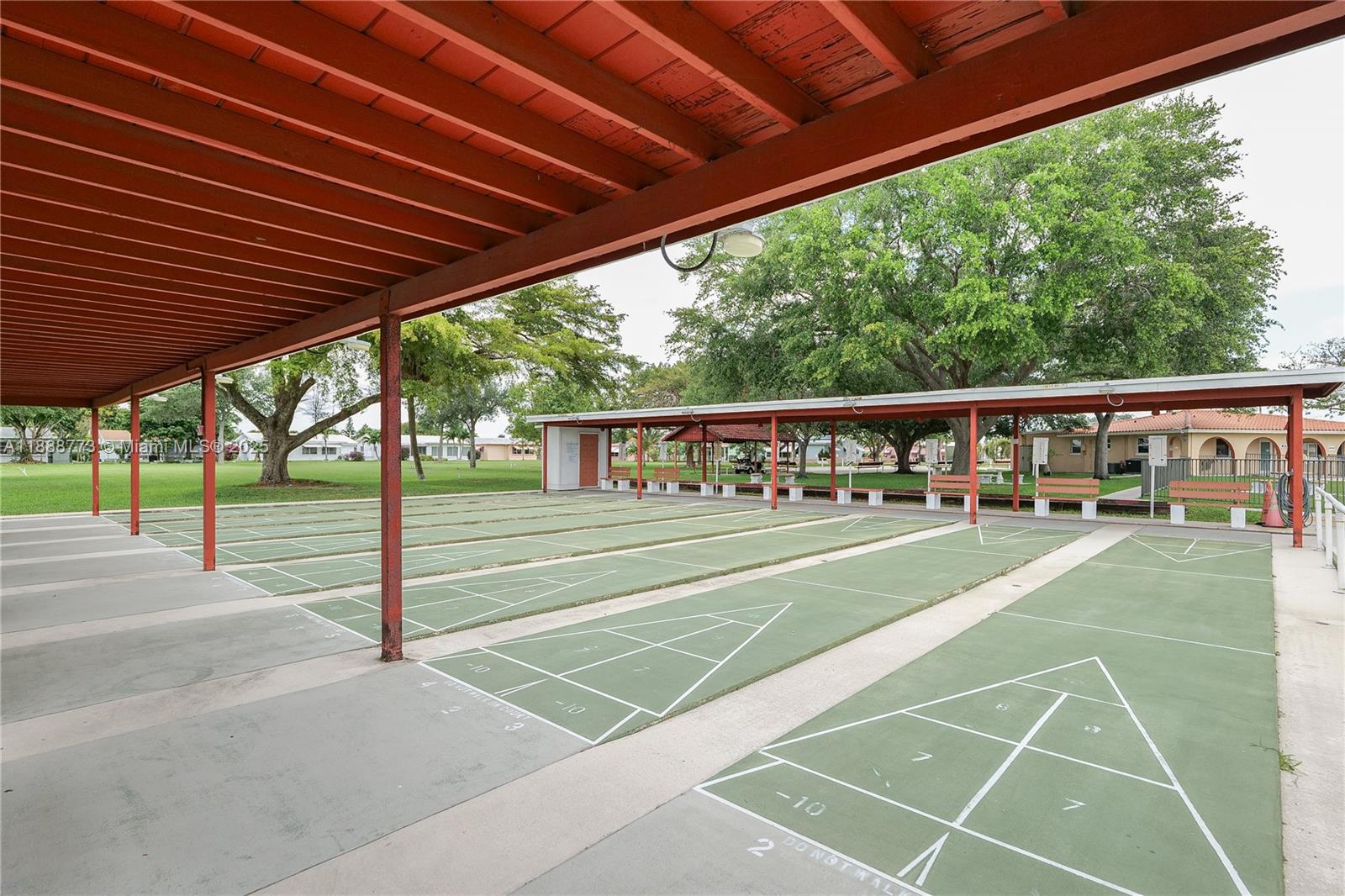 MAINLANDS OF TAMARAC LAKE - Residential