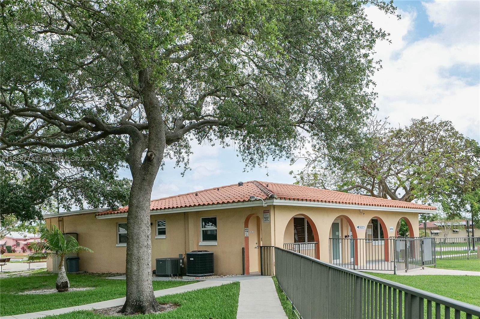 MAINLANDS OF TAMARAC LAKE - Residential