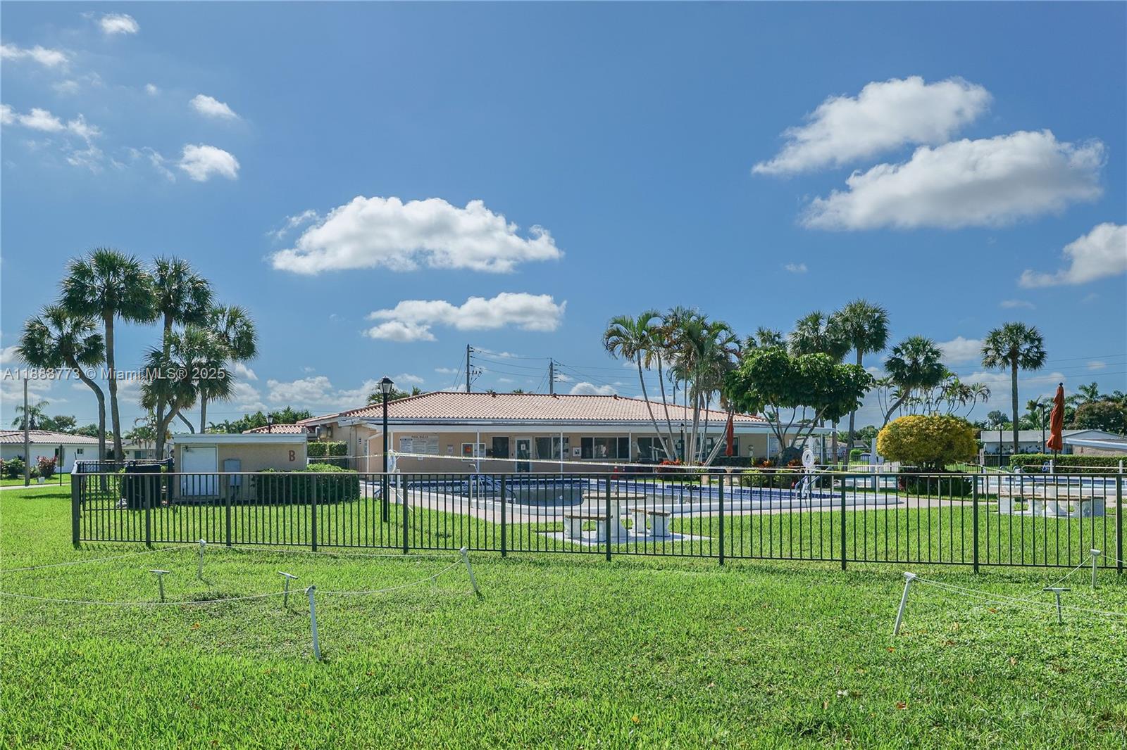MAINLANDS OF TAMARAC LAKE - Residential