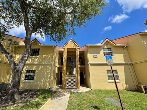 18320 NW 68th Ave G Hialeah FL 33015