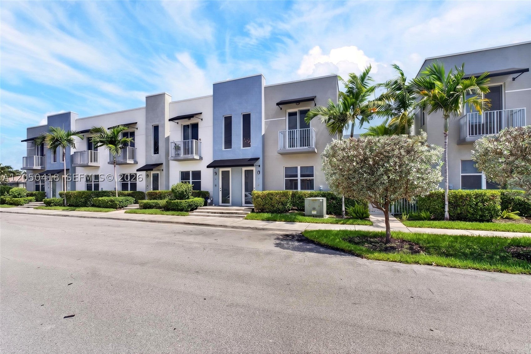 405 NE 35th Ct 5
