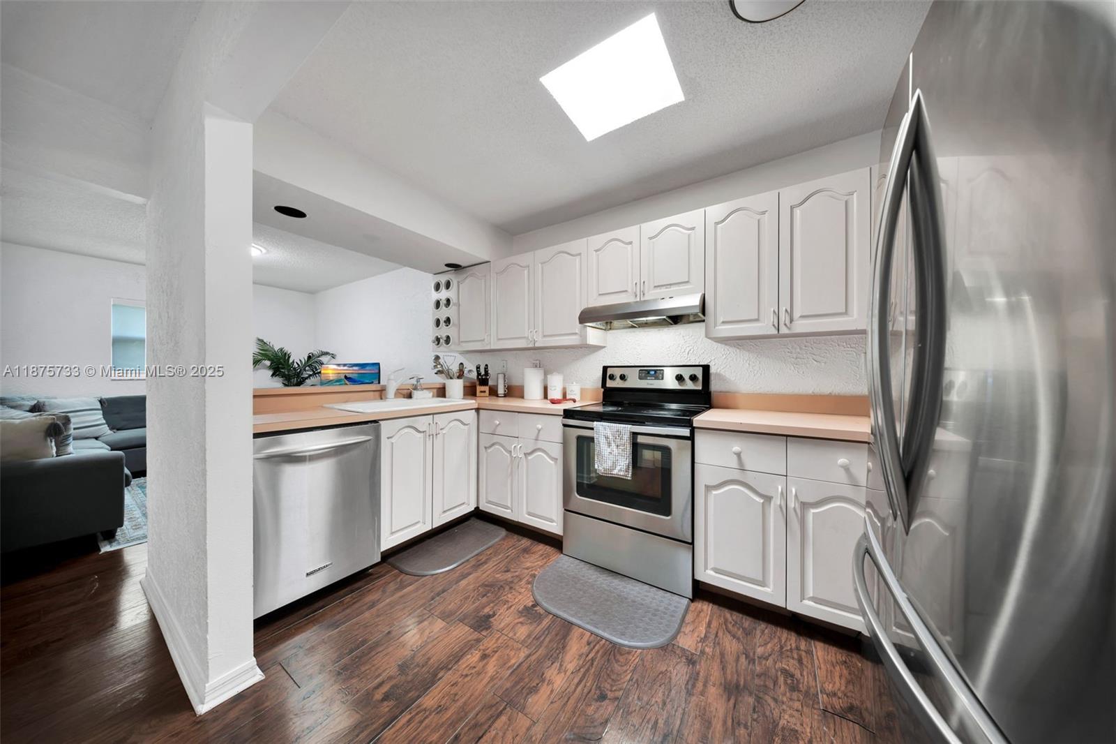 AMERICAN HOMES - Residential