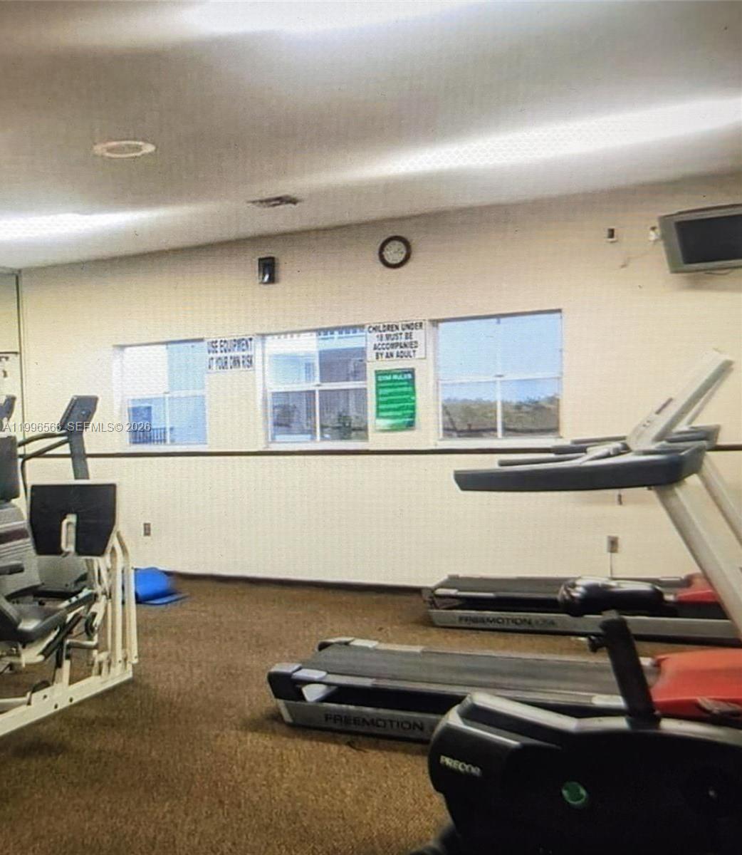 THE GREENS AT DORAL CONDO - Residential Lease