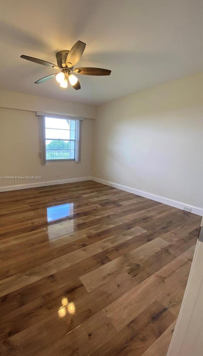 NEW HAMPTON AT CENTURY VI - Residential