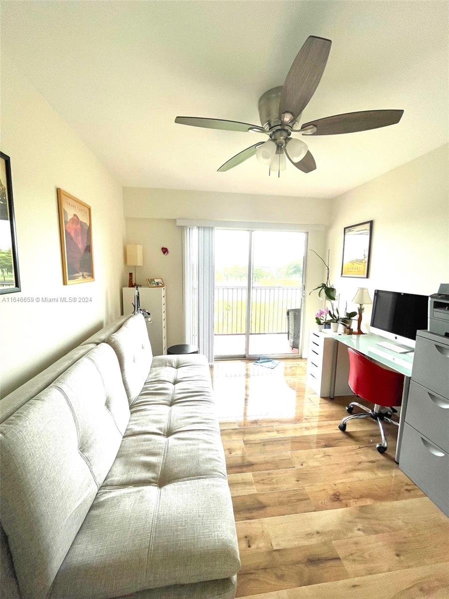 NEW HAMPTON AT CENTURY VI - Residential