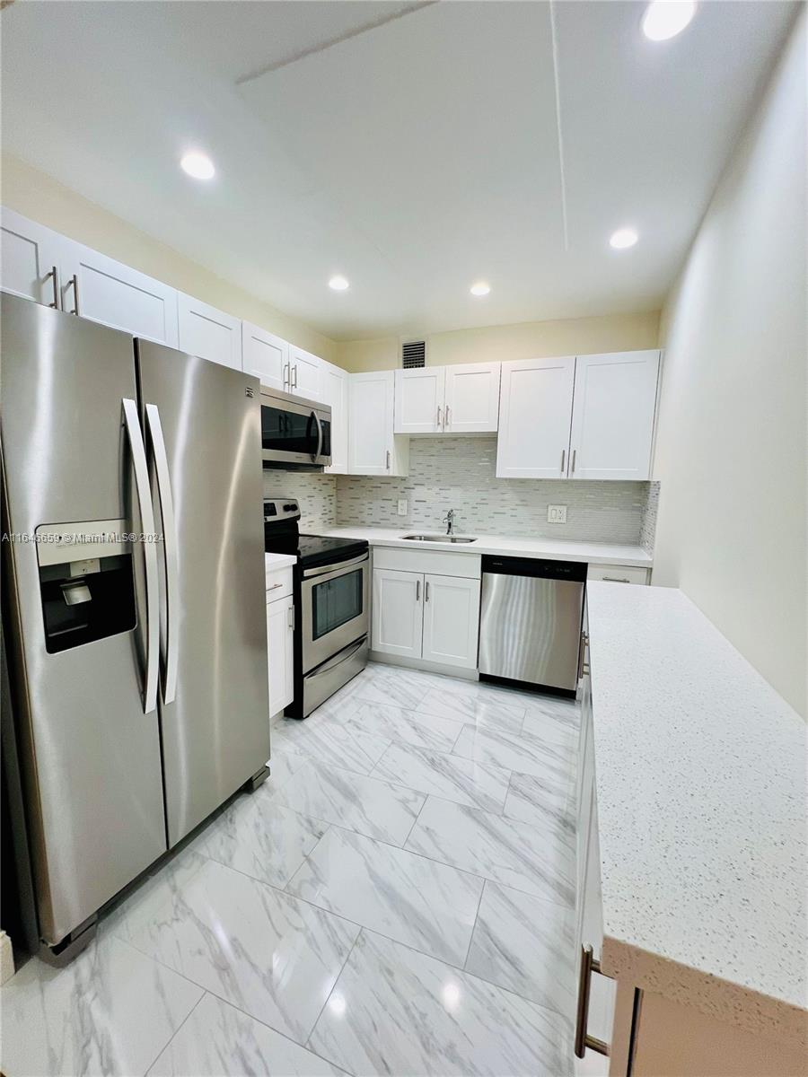 NEW HAMPTON AT CENTURY VI - Residential