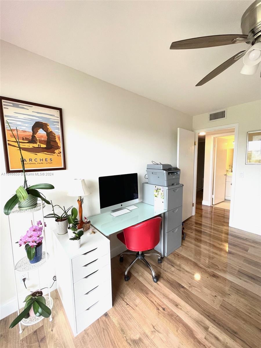 NEW HAMPTON AT CENTURY VI - Residential