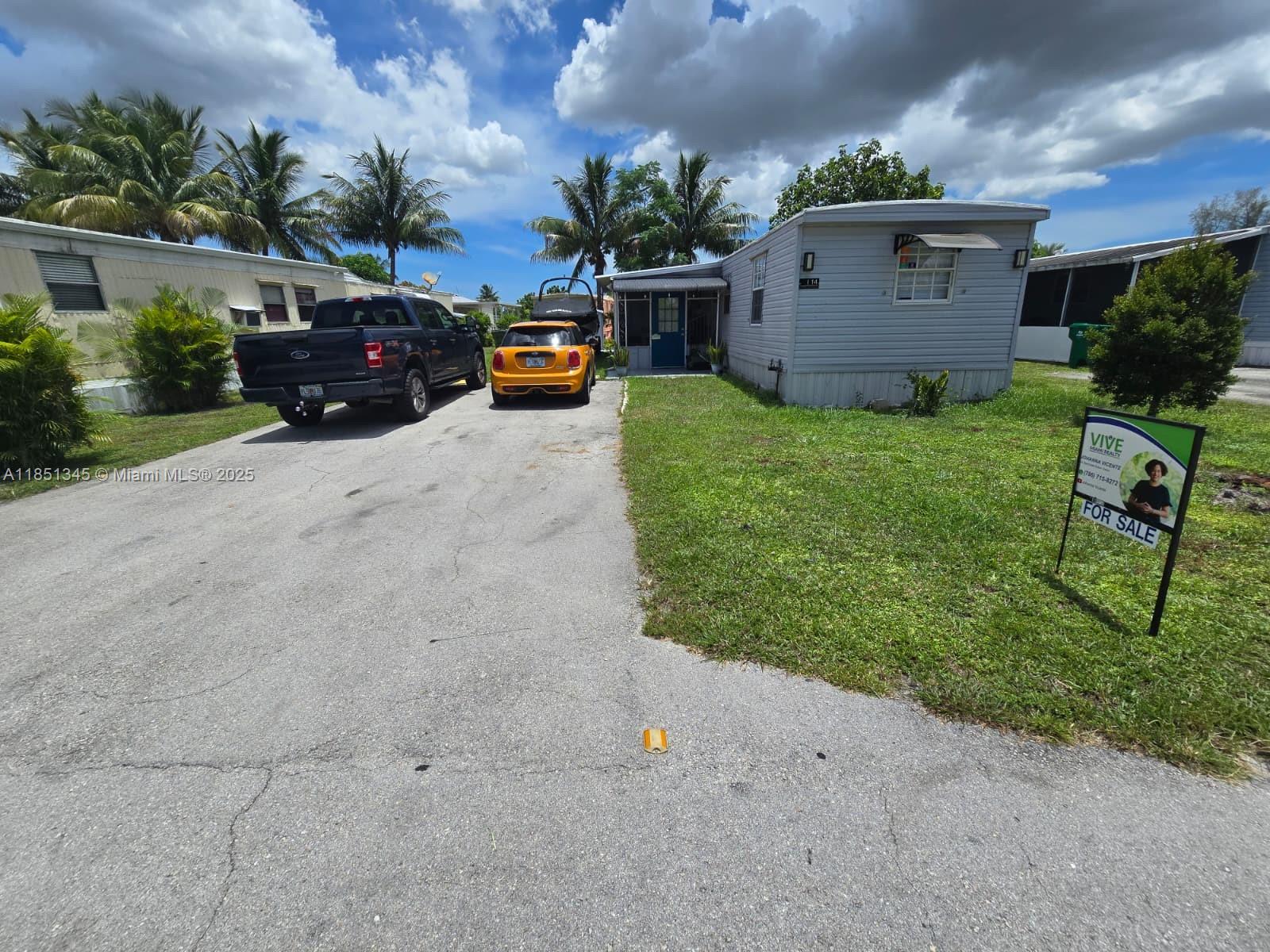 Introducing an extraordinary opportunity to own a stunning mobile home in the highly sought-after area near Miramar! This 2-bedroom, 1-bathroom mobile home, conveniently situated near a multitude of amenities and attractions, offers the ideal blend of comfort and convenience. Don't miss out on this exceptional opportunity to own a mobile home that combines contemporary upgrades with a prime location! You have space for 4 cars and 1 boat.