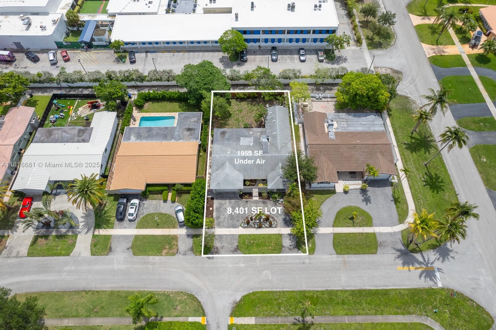 Property for Sale at 1305 N 47th Ave, Hollywood, Broward County, Florida - Bedrooms: 4 
Bathrooms: 2  - $659,000