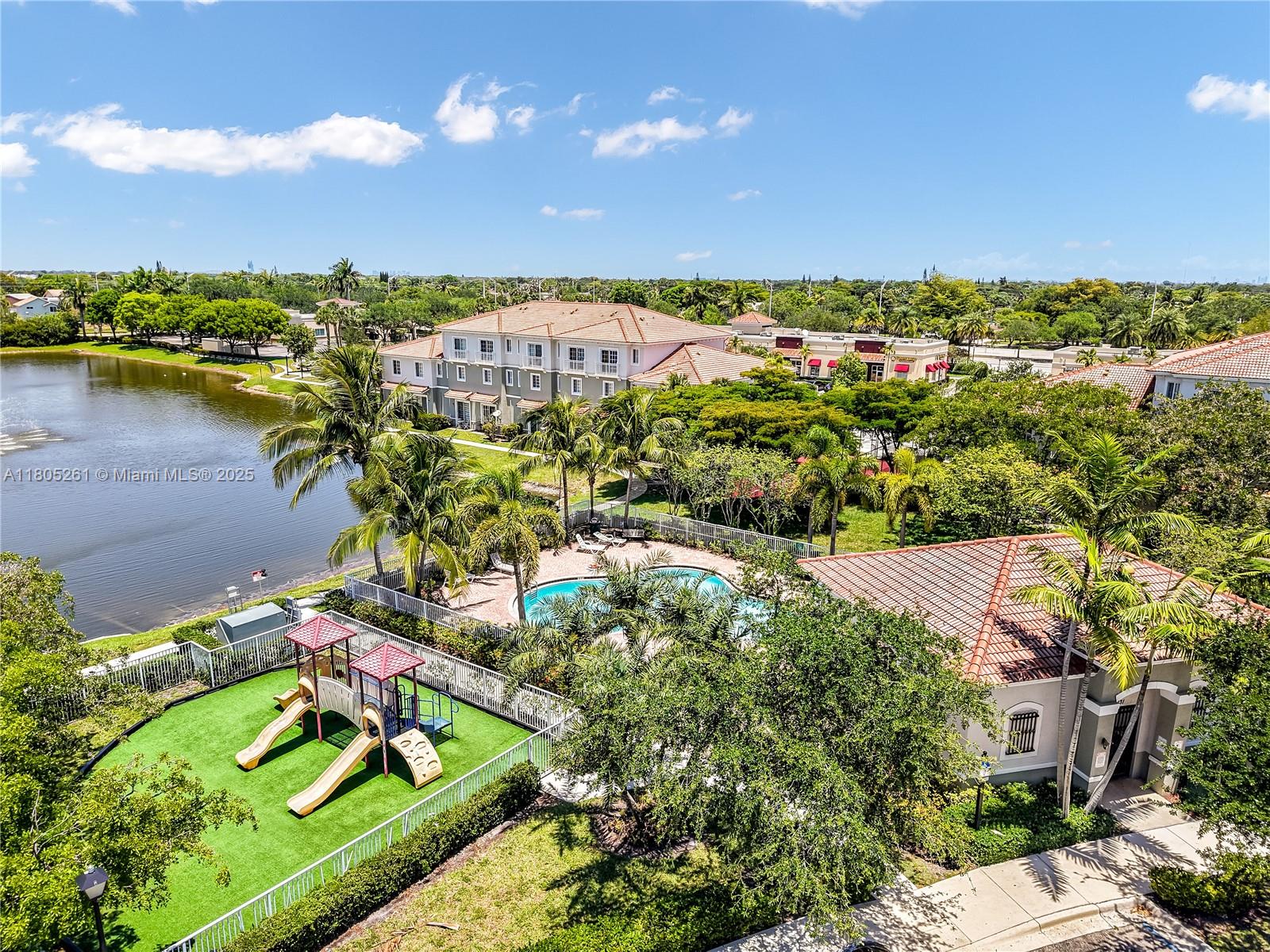 2801 SW 81st Ter, Miramar, FL, 33025/$389,990 1 2801 SW 81st Ter