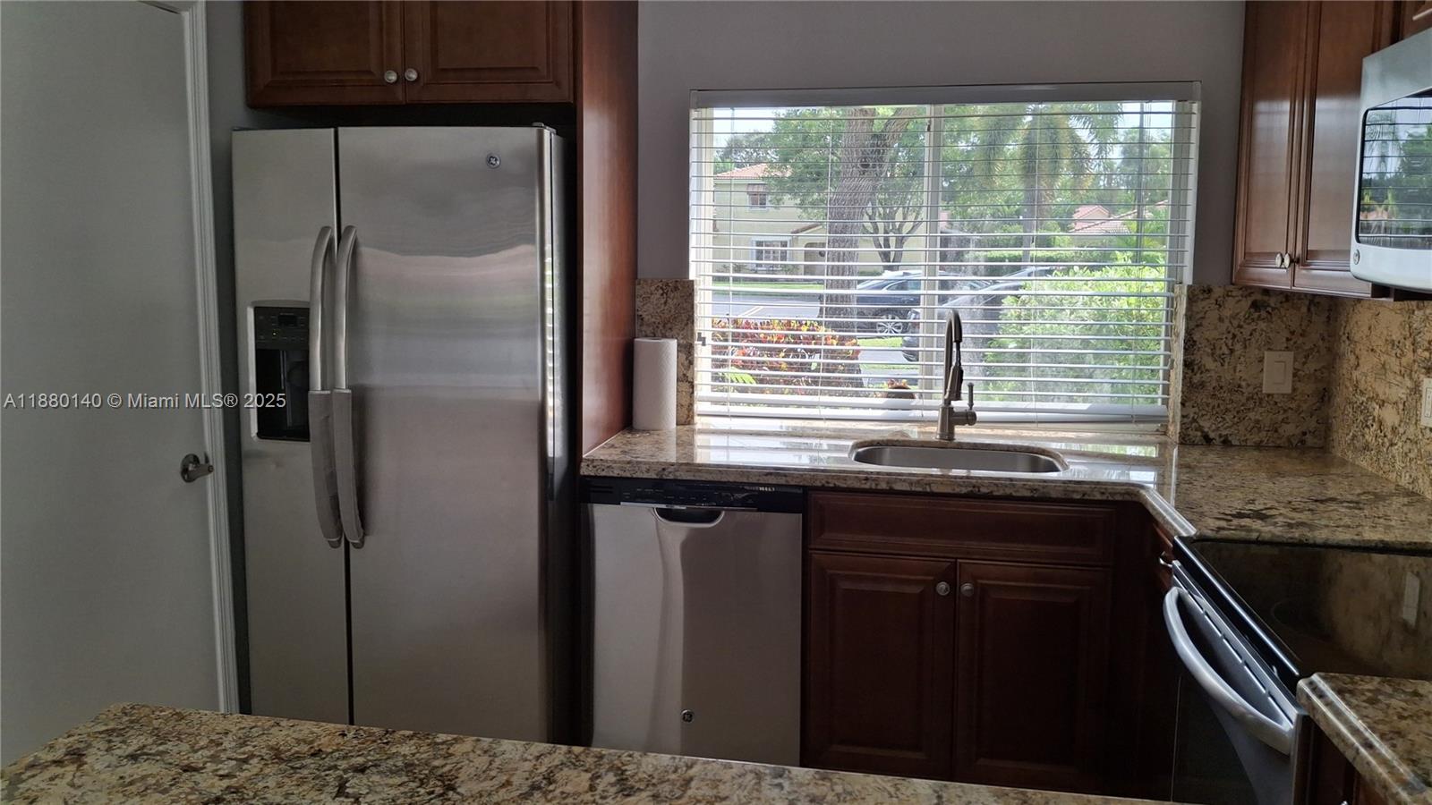 LAKES OF DEER CREEK - Residential Lease