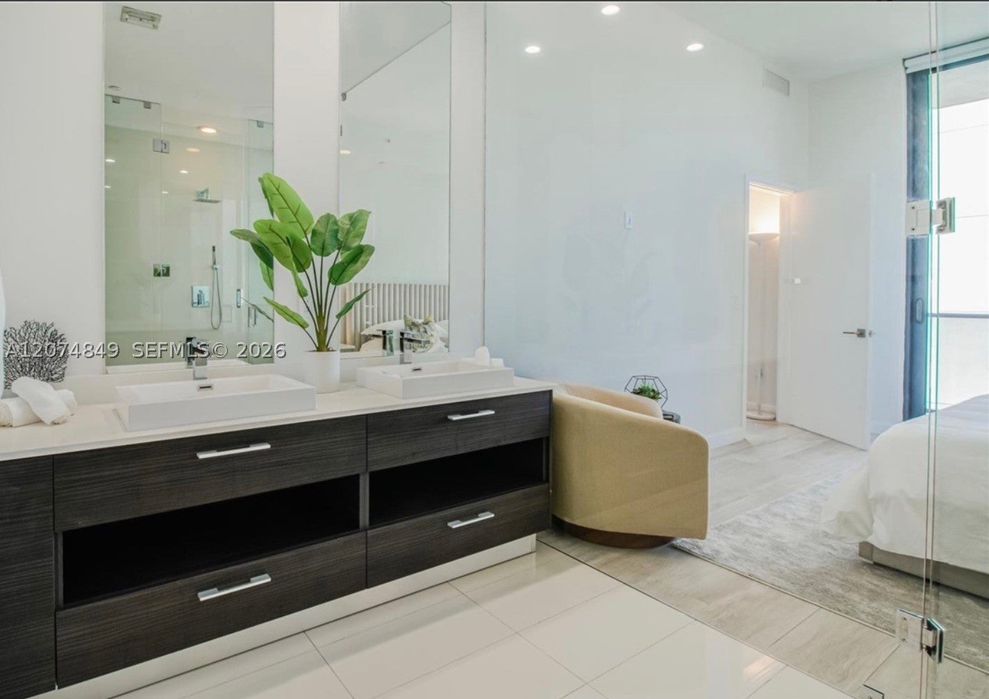 55 SW 9th St 4409