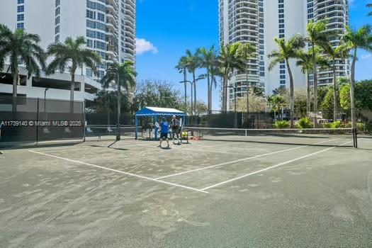 MYSTIC POINTE CONDO NO TW - Residential