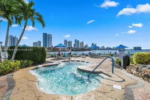 MYSTIC POINTE CONDO NO TW - Residential