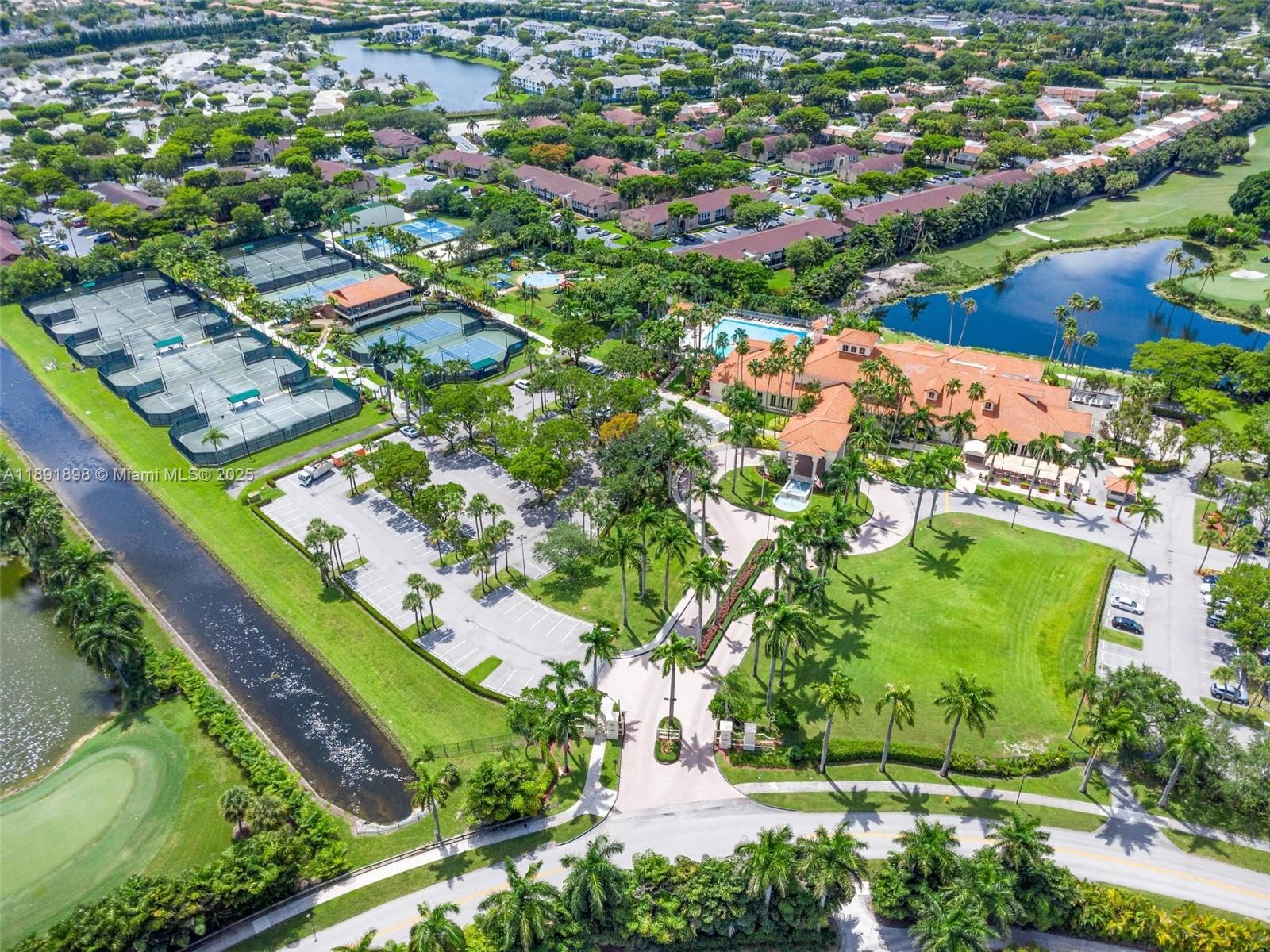 DORAL SANDS - Residential Lease