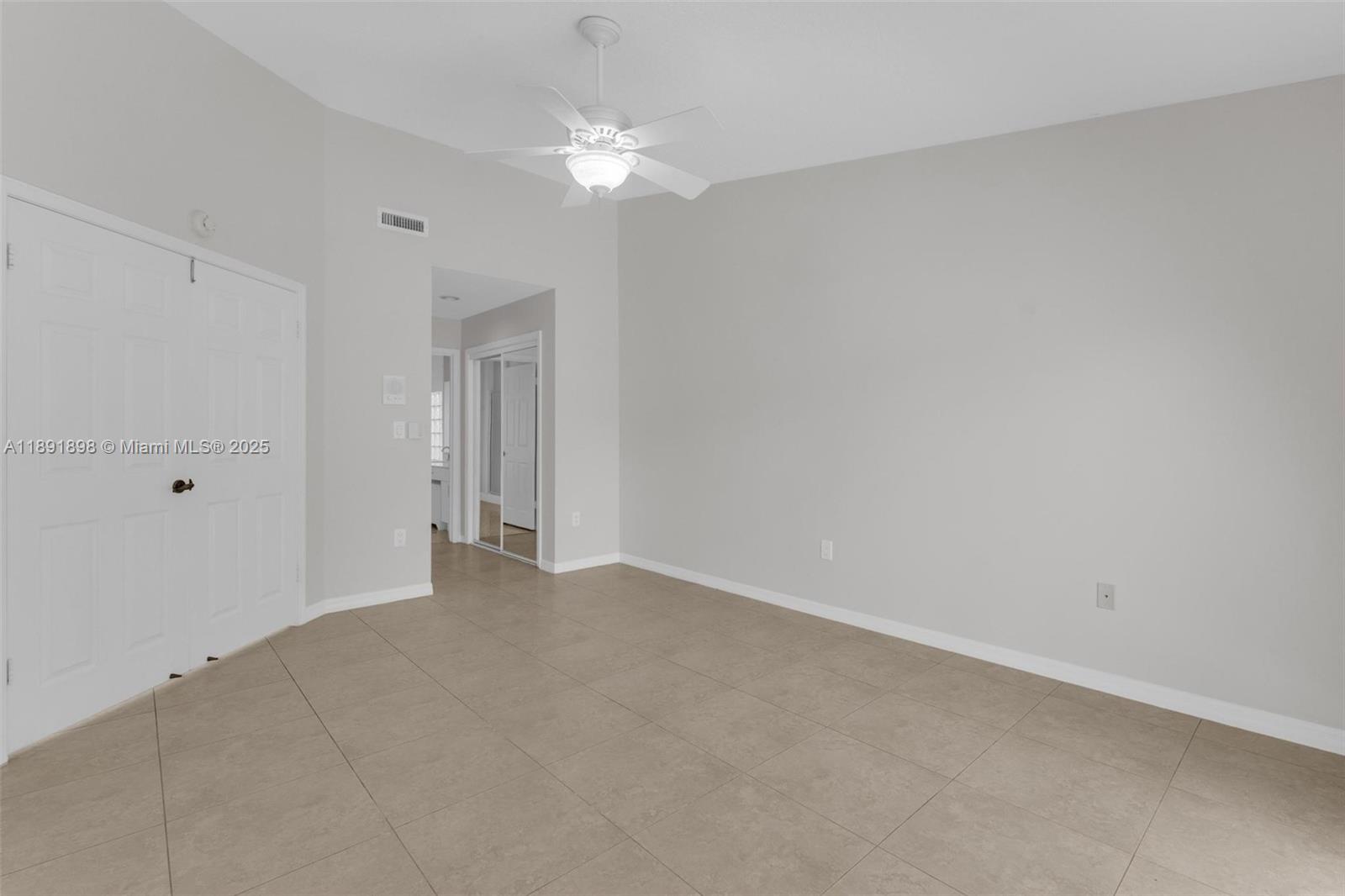 DORAL SANDS - Residential Lease