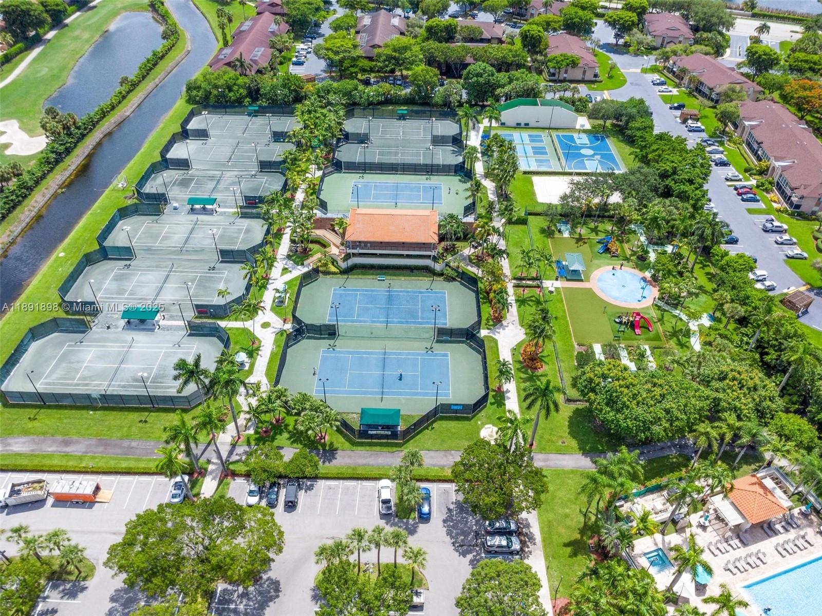 DORAL SANDS - Residential Lease
