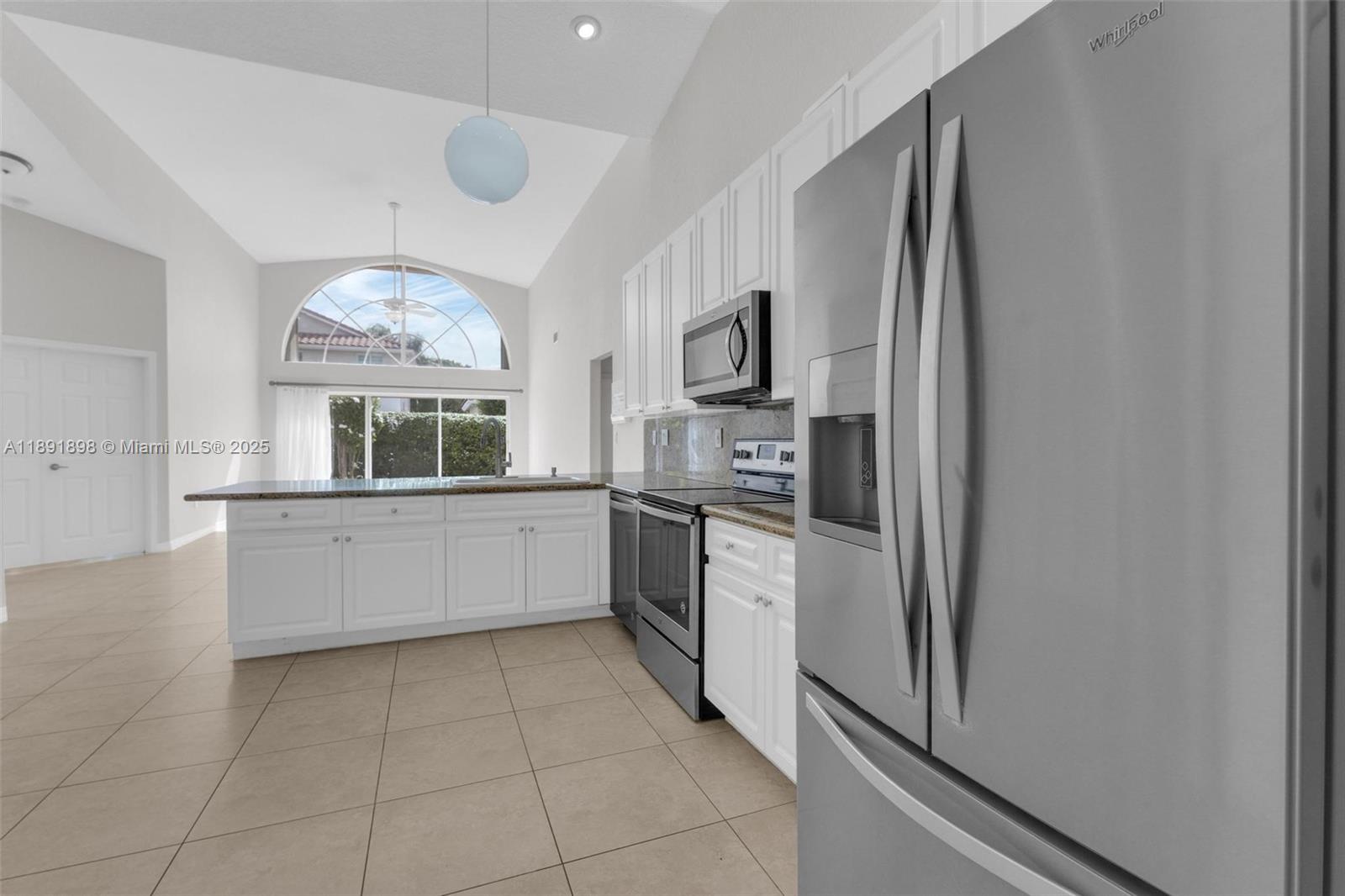 DORAL SANDS - Residential Lease