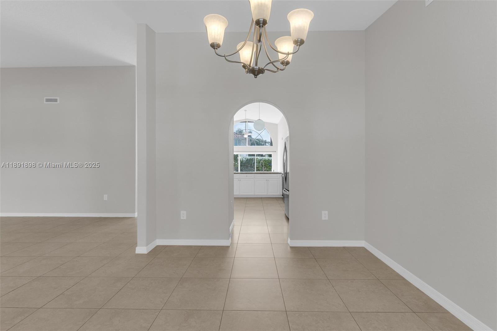DORAL SANDS - Residential Lease