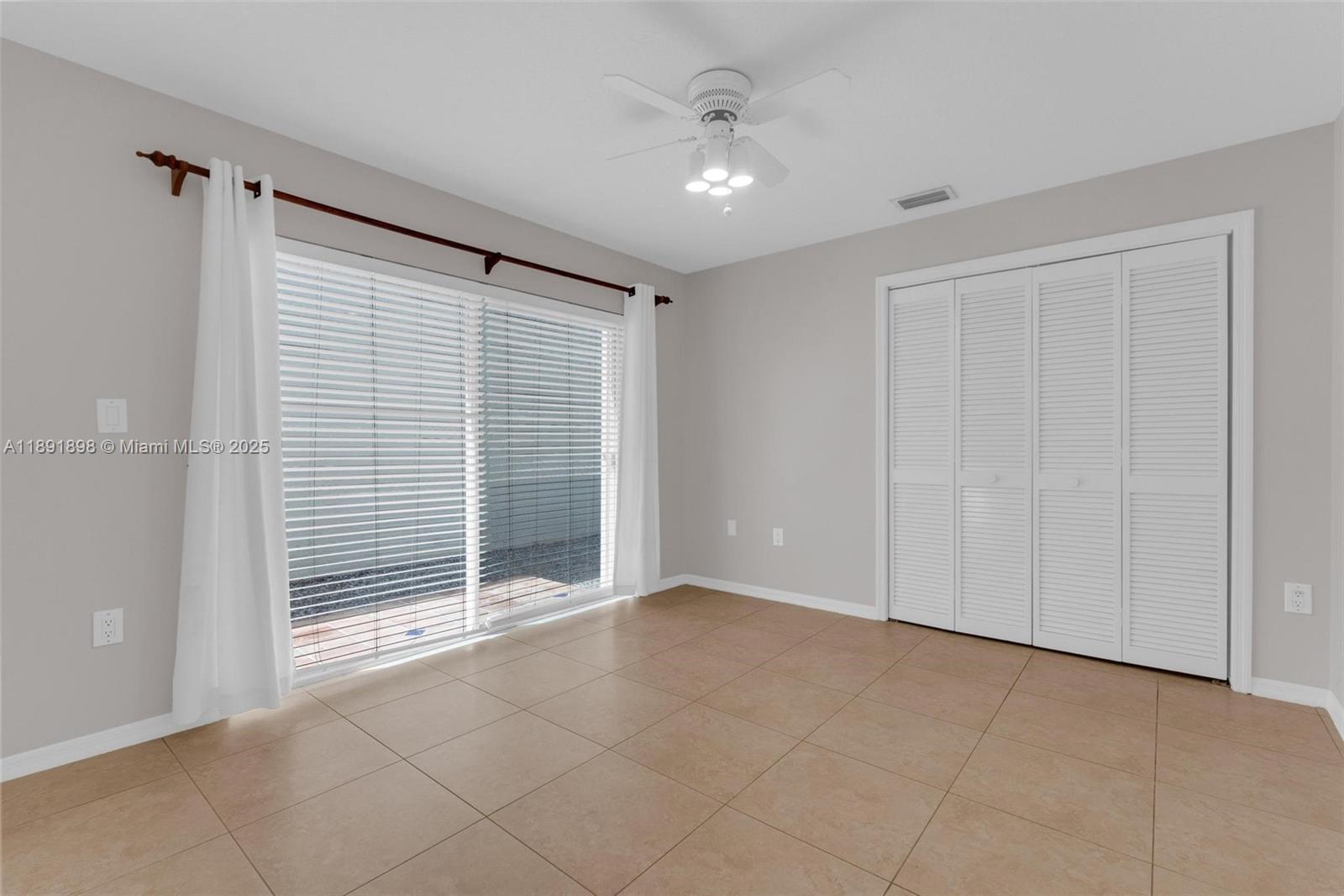 DORAL SANDS - Residential Lease