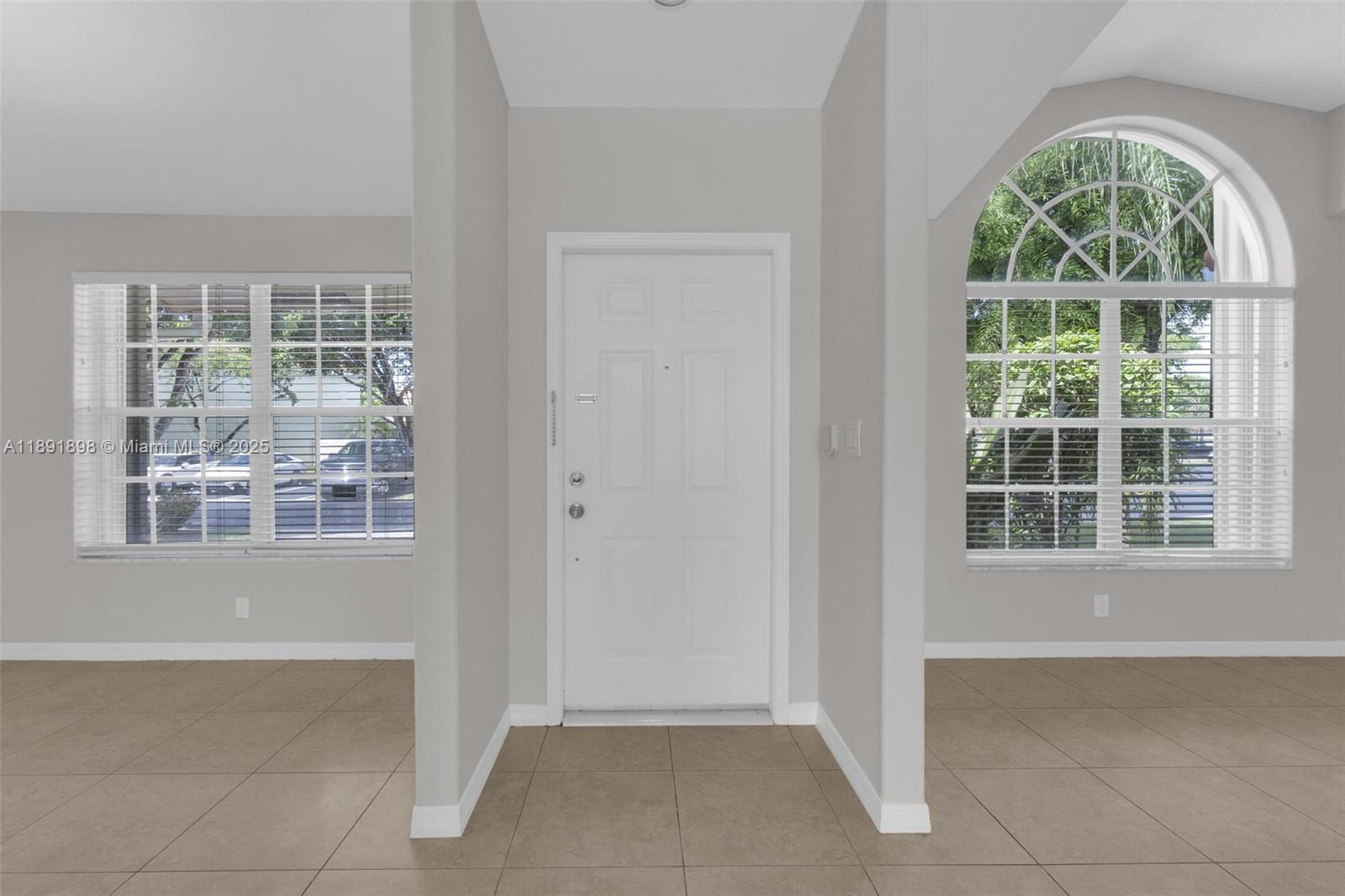 DORAL SANDS - Residential Lease