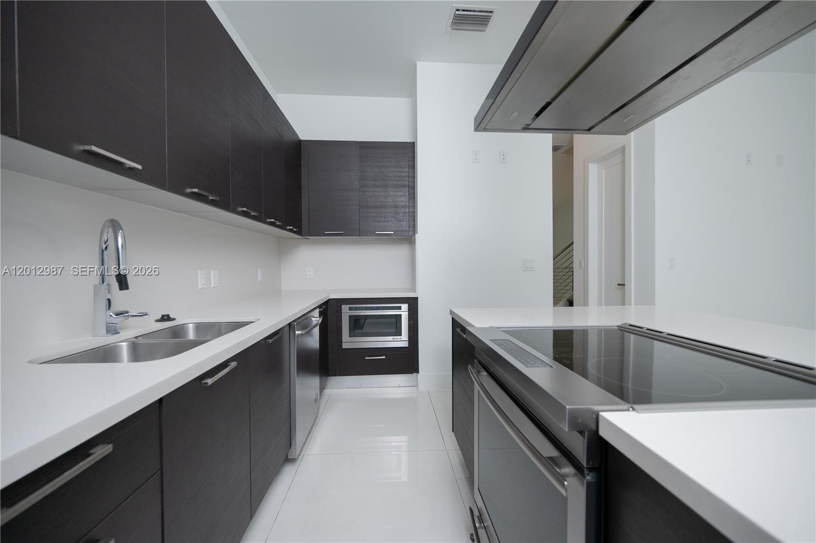 CONTEMPO TOWNHOMES - Residential
