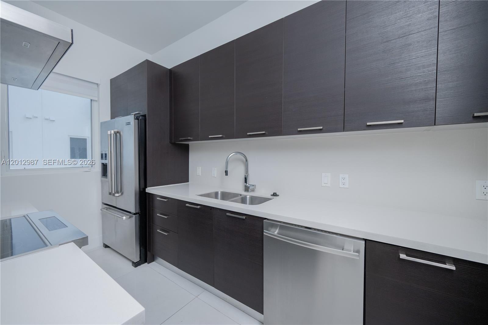 CONTEMPO TOWNHOMES - Residential