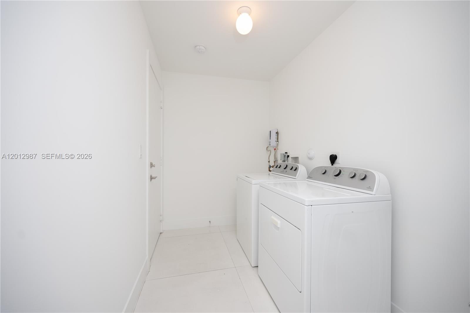 CONTEMPO TOWNHOMES - Residential