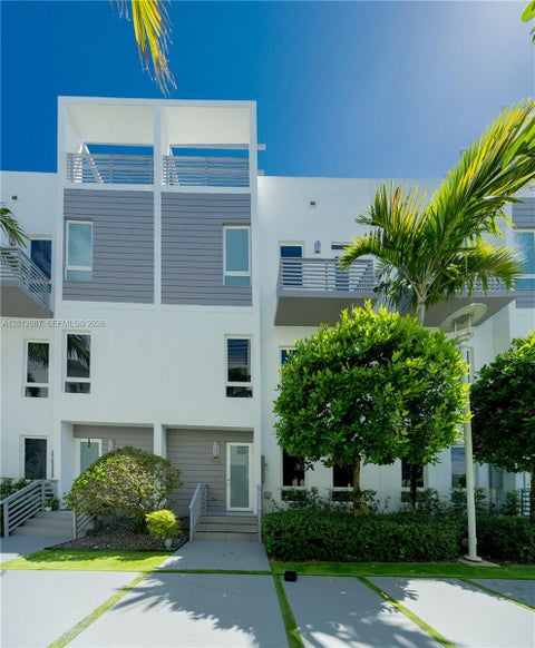 Photo of 9165 NW 33rd St, Doral, FL 33172 (MLS # A12012987)