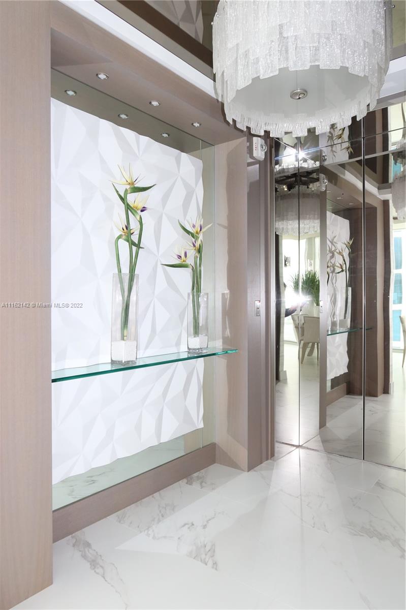 JADE SIGNATURE CONDO - Residential