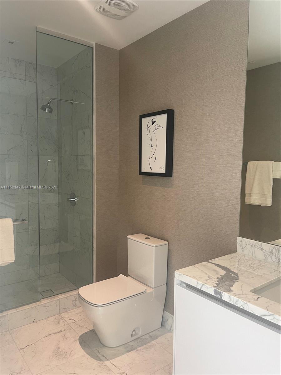 JADE SIGNATURE CONDO - Residential