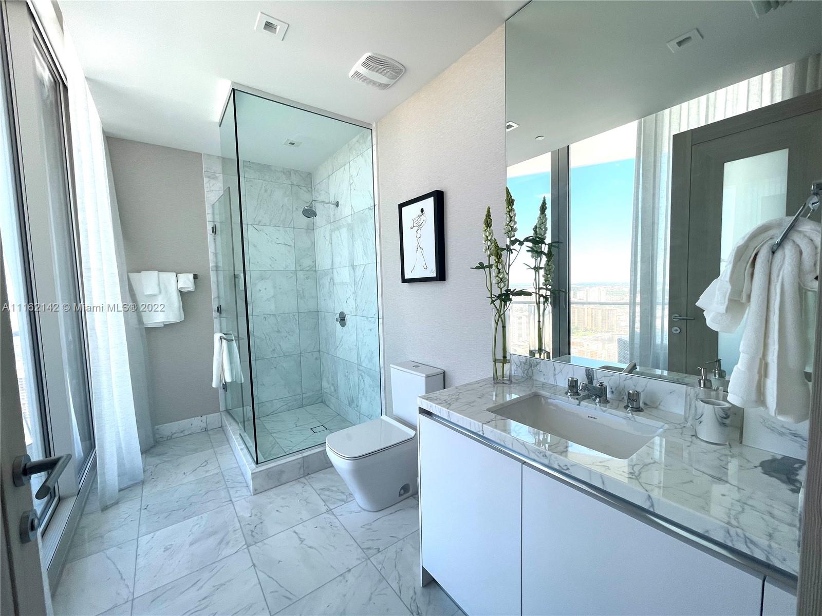 JADE SIGNATURE CONDO - Residential