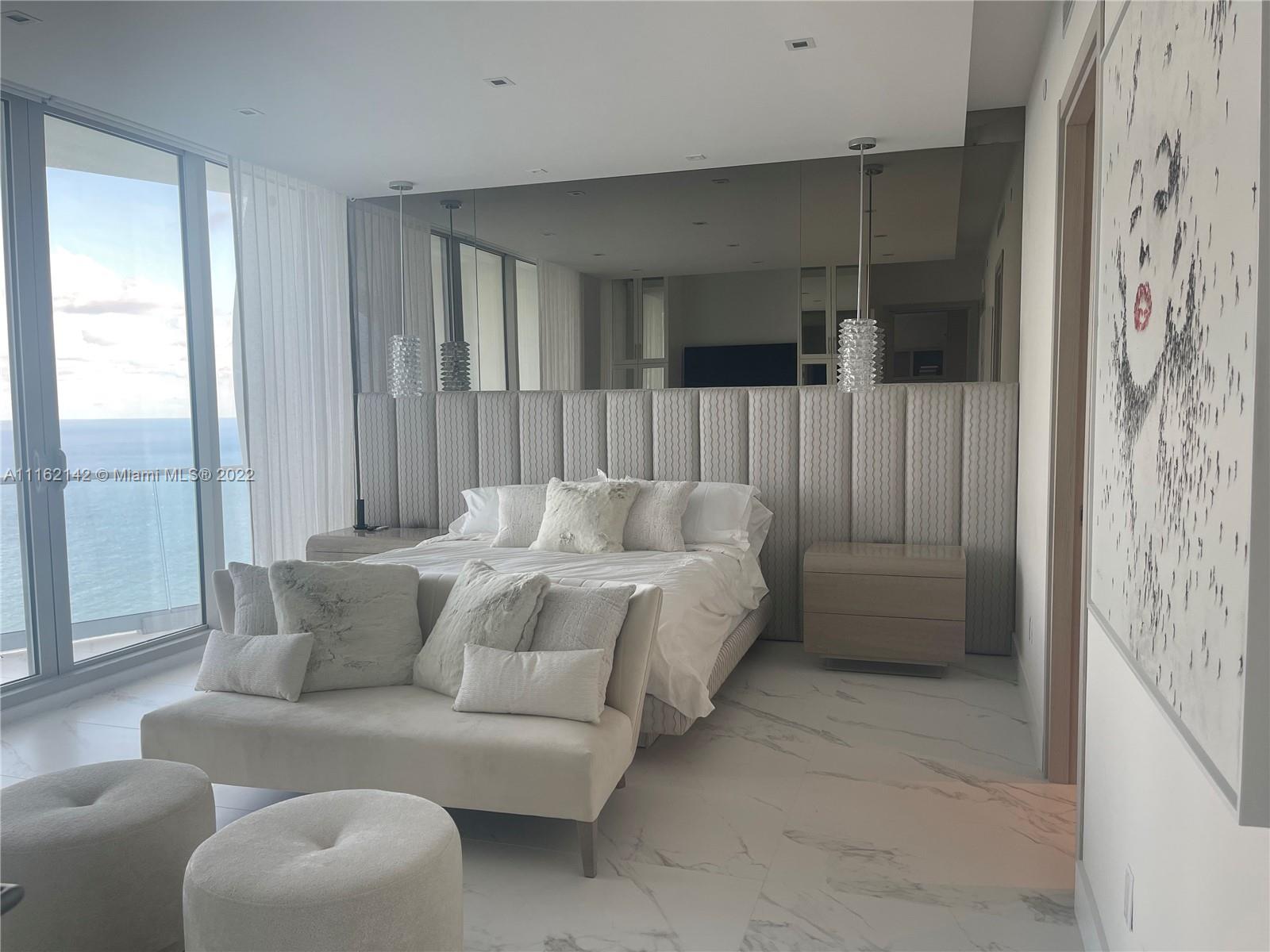 JADE SIGNATURE CONDO - Residential