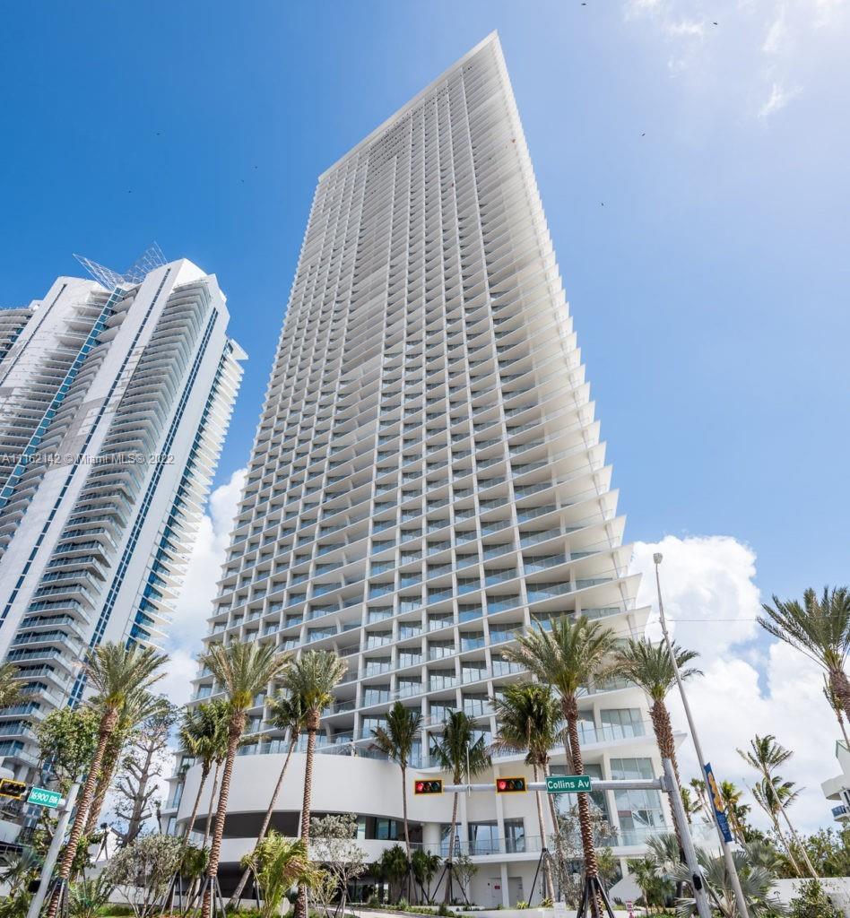 JADE SIGNATURE CONDO - Residential