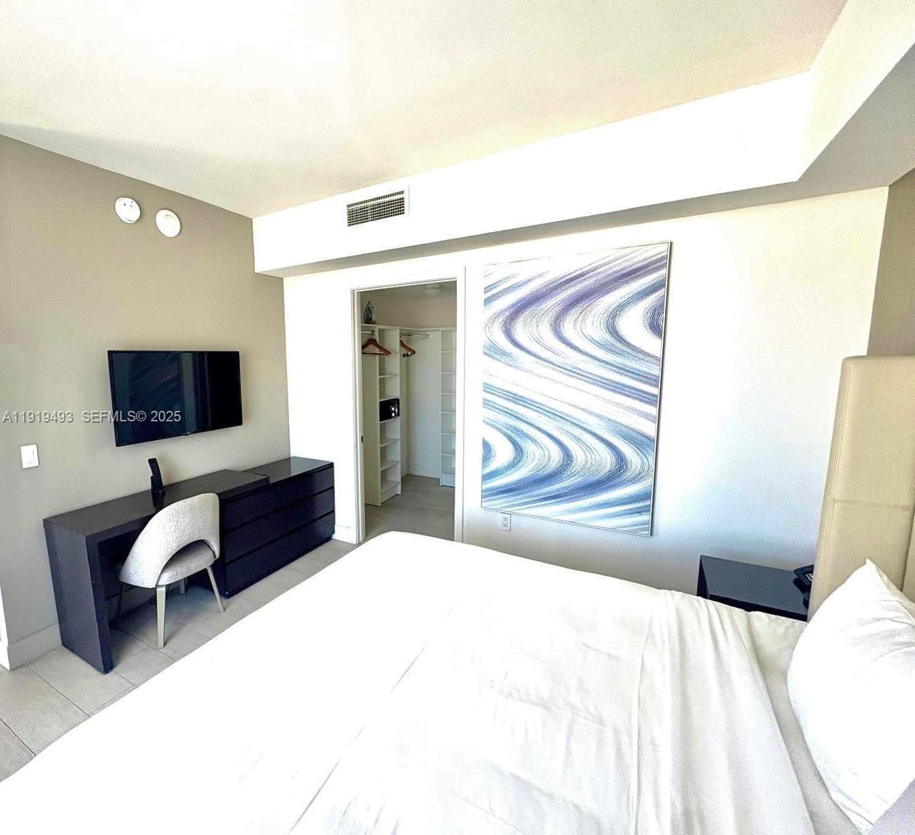 4010 SOUTH OCEAN CONDO - Residential