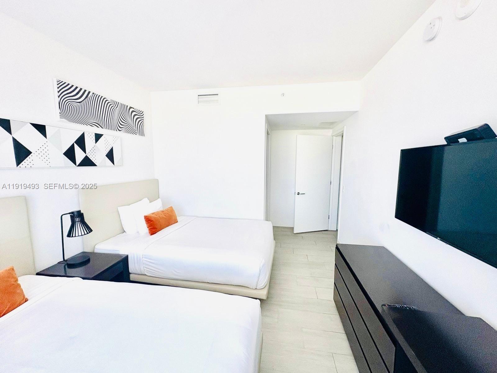 4010 SOUTH OCEAN CONDO - Residential