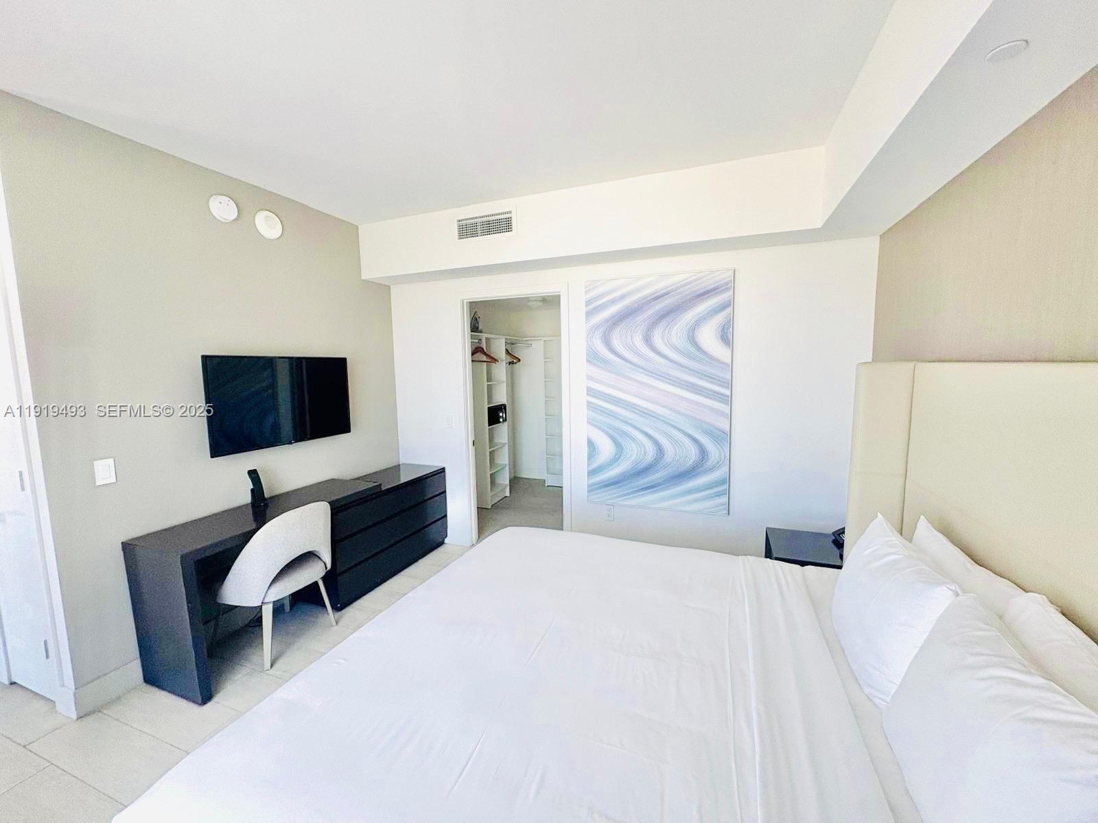 4010 SOUTH OCEAN CONDO - Residential