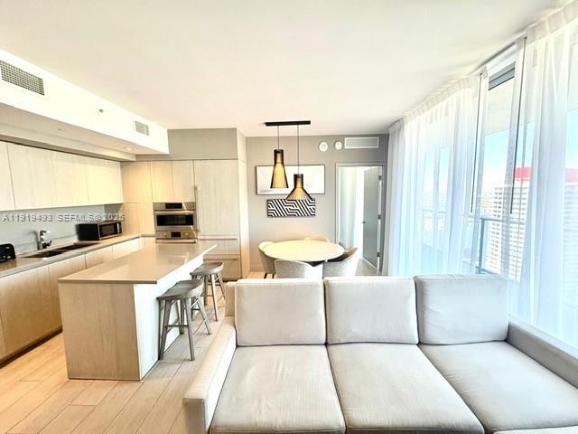 4010 SOUTH OCEAN CONDO - Residential