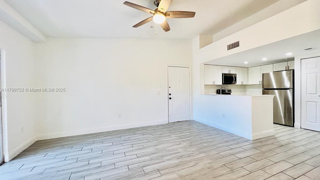 4195 N Haverhill Rd 311