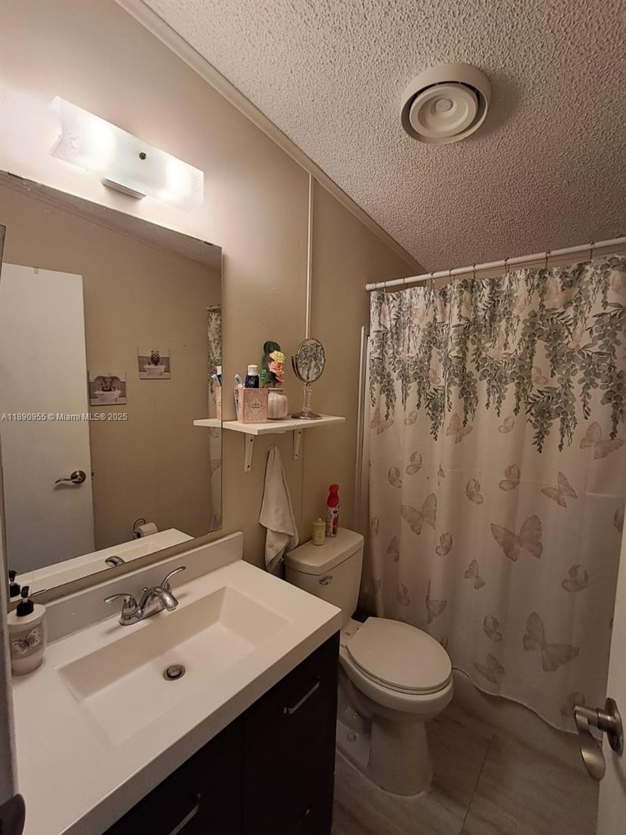 TROPICAL MOBILE HOME ESTA - Residential