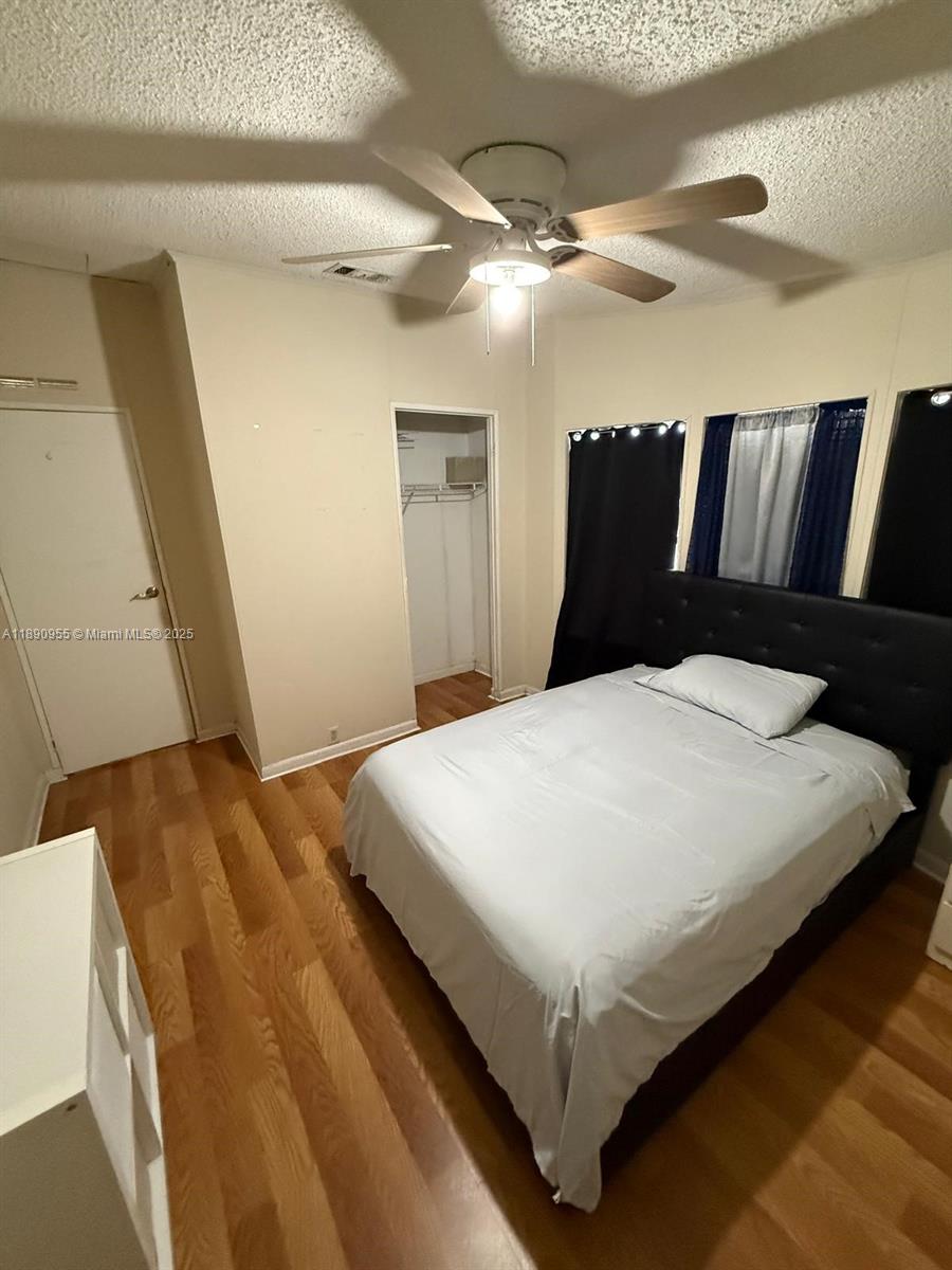 TROPICAL MOBILE HOME ESTA - Residential
