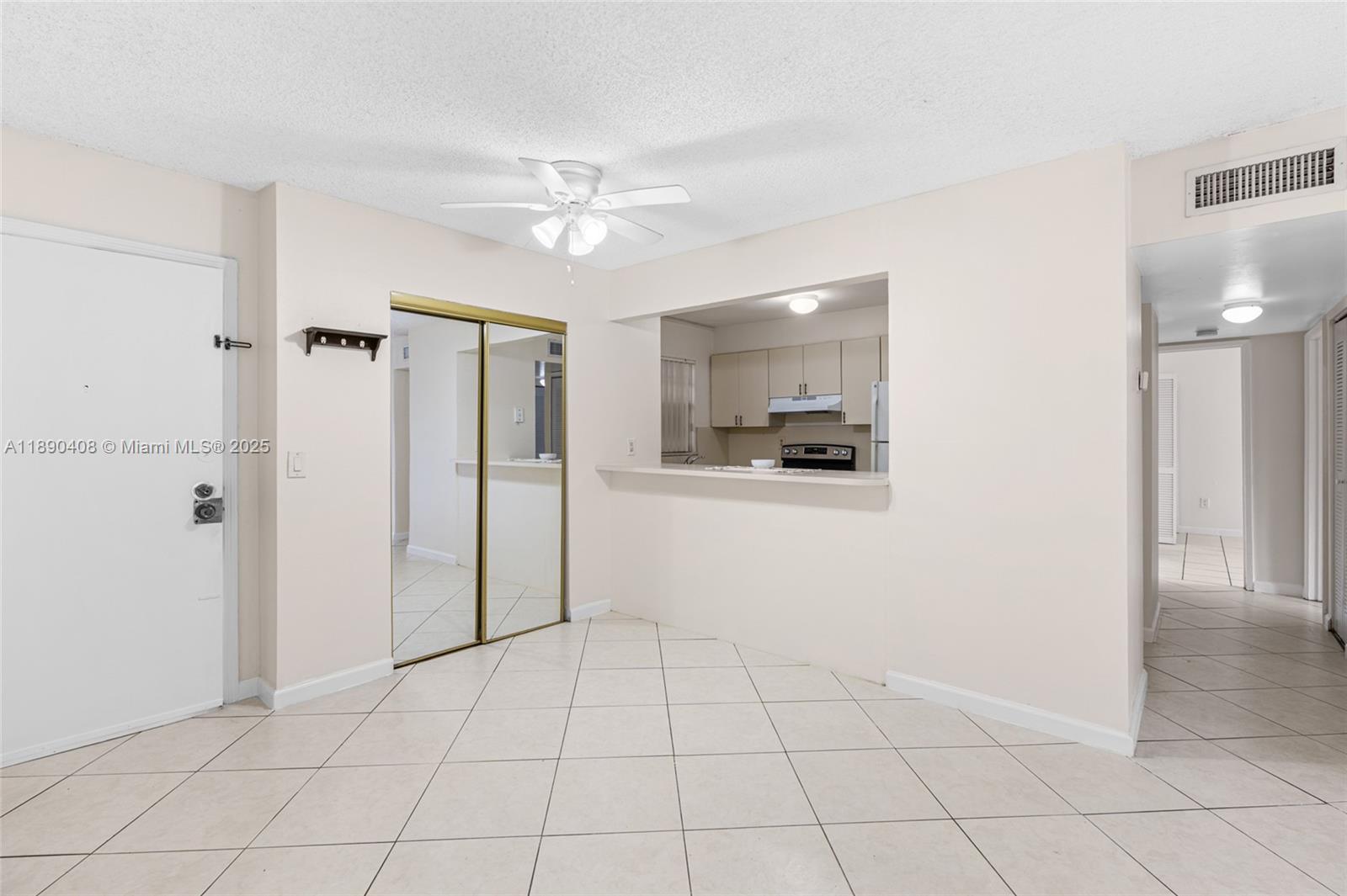 PINESIDE CONDO NO 1 - Residential