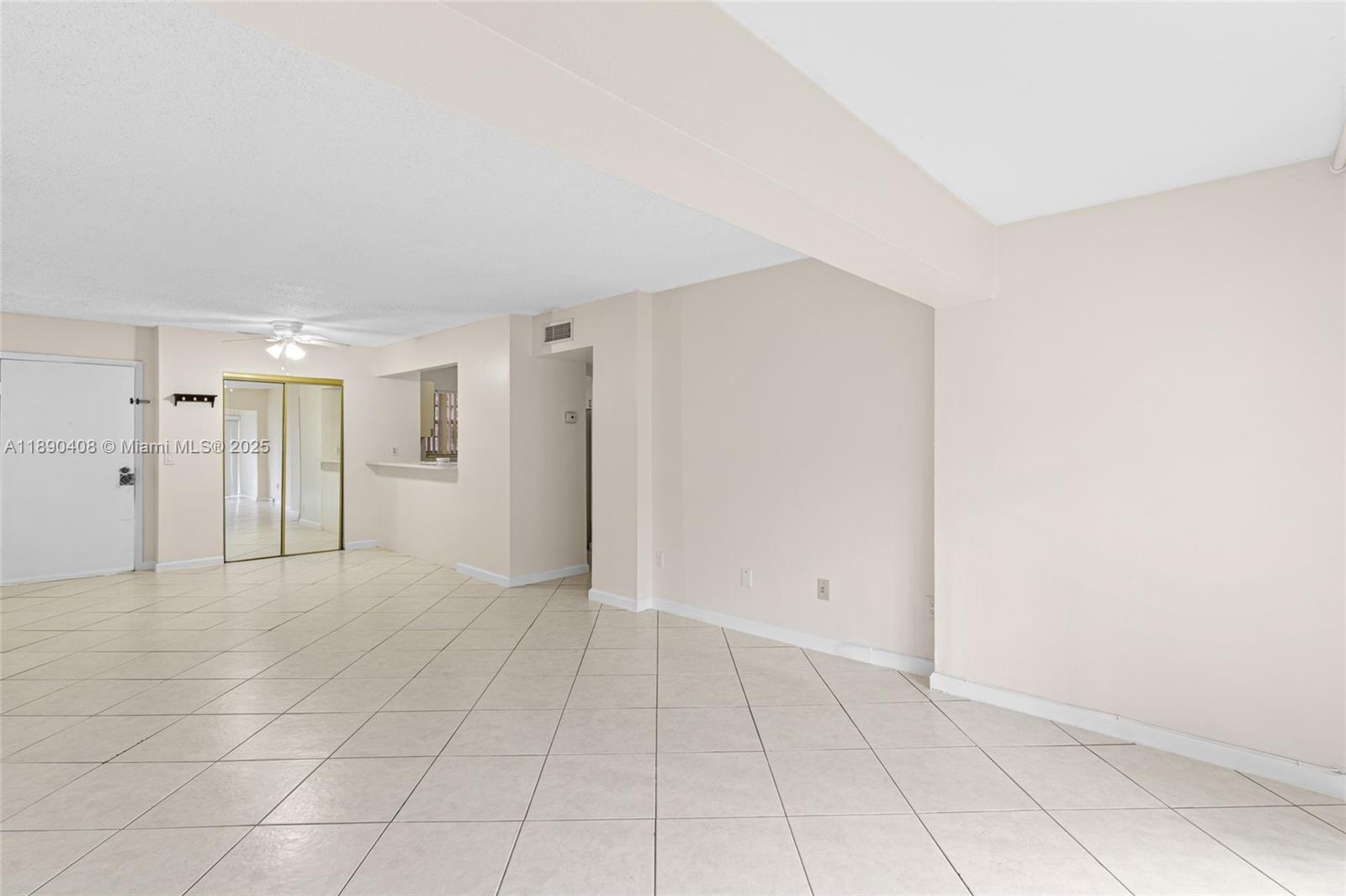 PINESIDE CONDO NO 1 - Residential