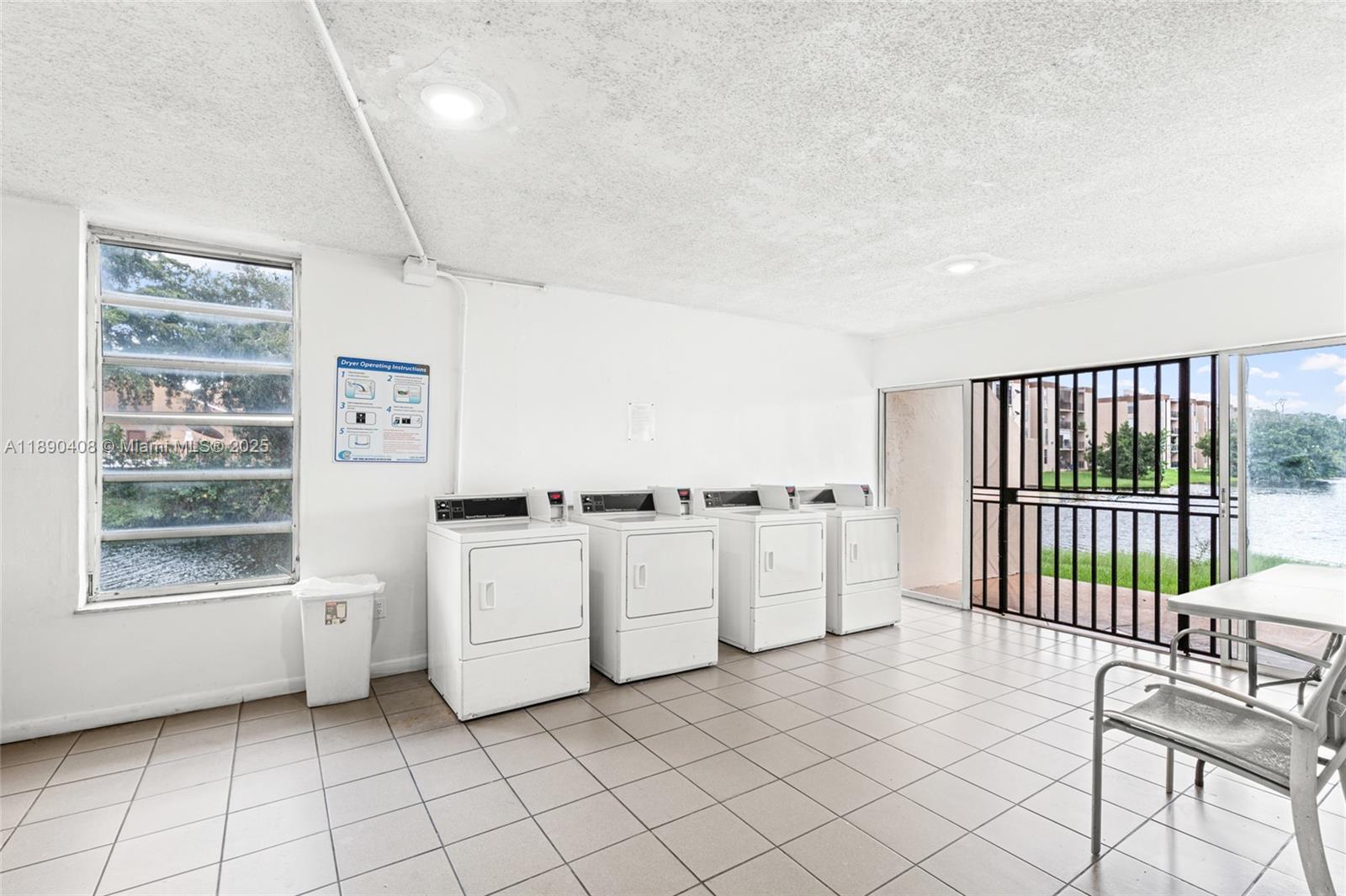 PINESIDE CONDO NO 1 - Residential