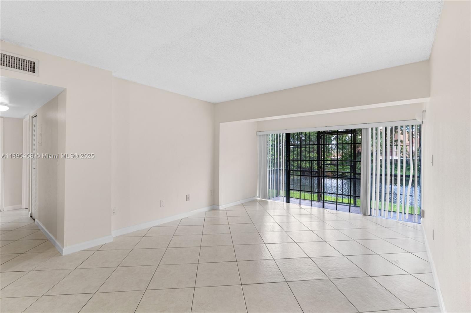 PINESIDE CONDO NO 1 - Residential