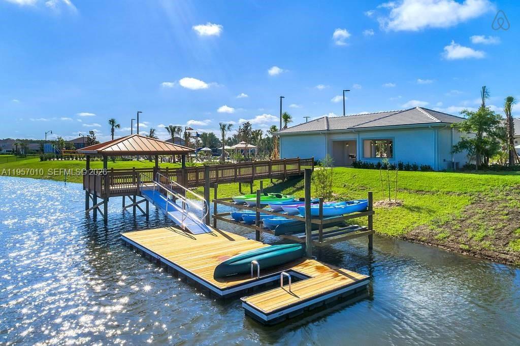 THE TERRACES AT STOREY LA - Residential
